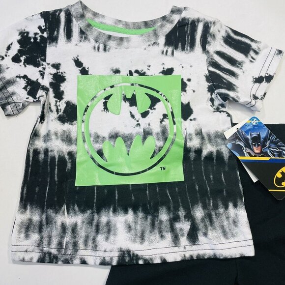 2T Batman Shirt & Shorts Outfit Toddler Boys - Picture 9 of 12